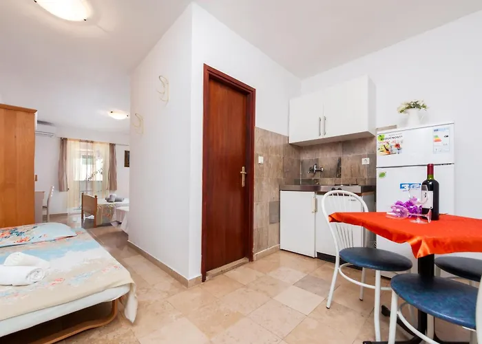 Aparthotel Nonna Marija Seven